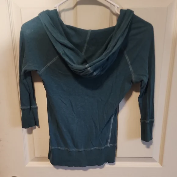 Teal Women's Top - Picture 3 of 3